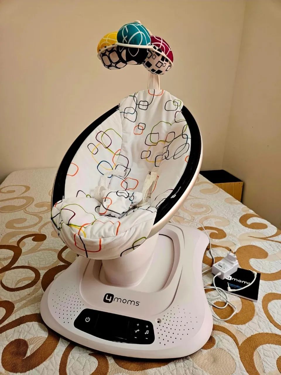 Cadeira automática de ninar 4moms Mamaroo 