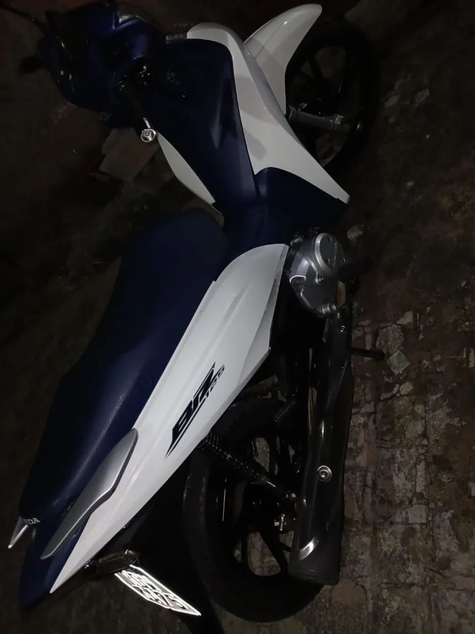 Vendo blz 125 nova