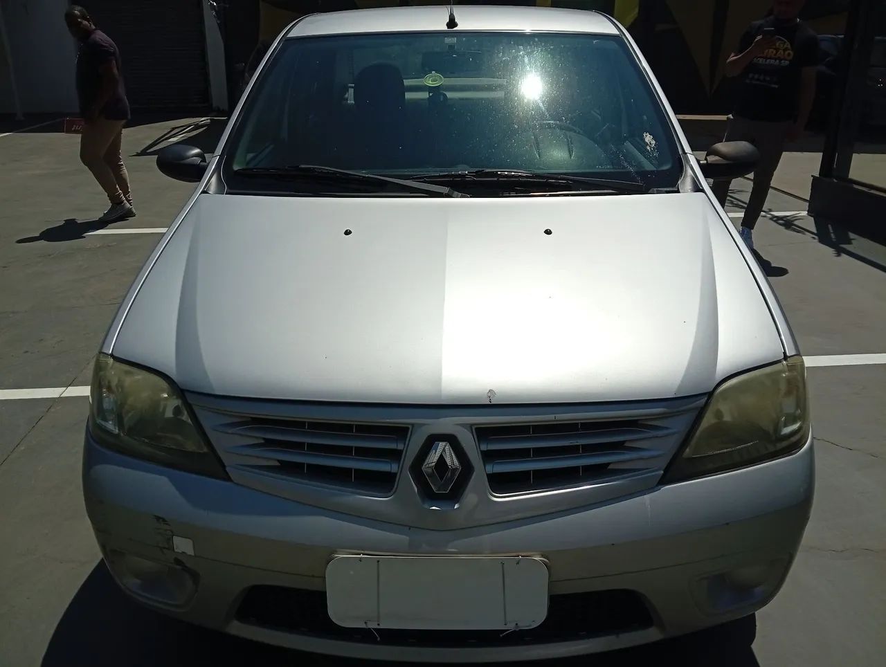 Renault Logan AUTHENTIQUE HI-FLEX 1.0 16V 4P 2009