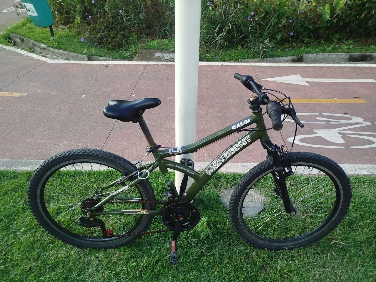 Bicicleta caloi max front 