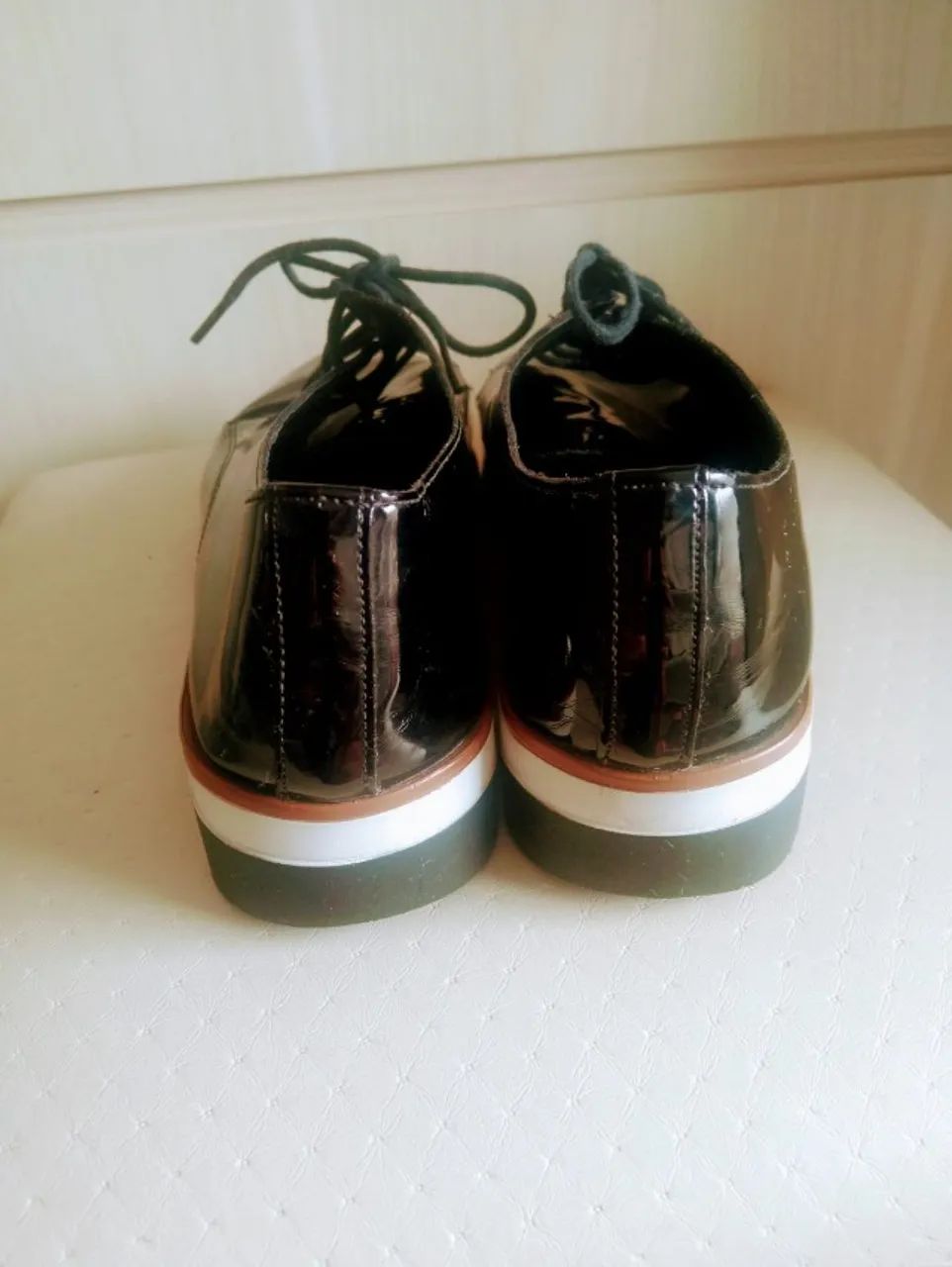 Sapato moleca 37 seminovo top de linha em ótimo estado - Foto 4