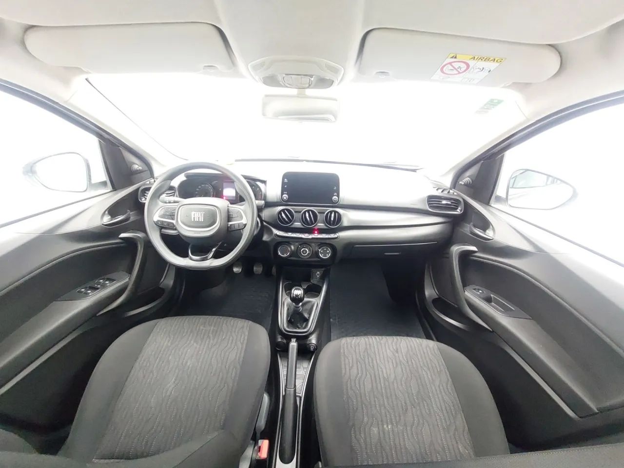Fiat Cronos 1.3 8V Flex, foto 15 de 18