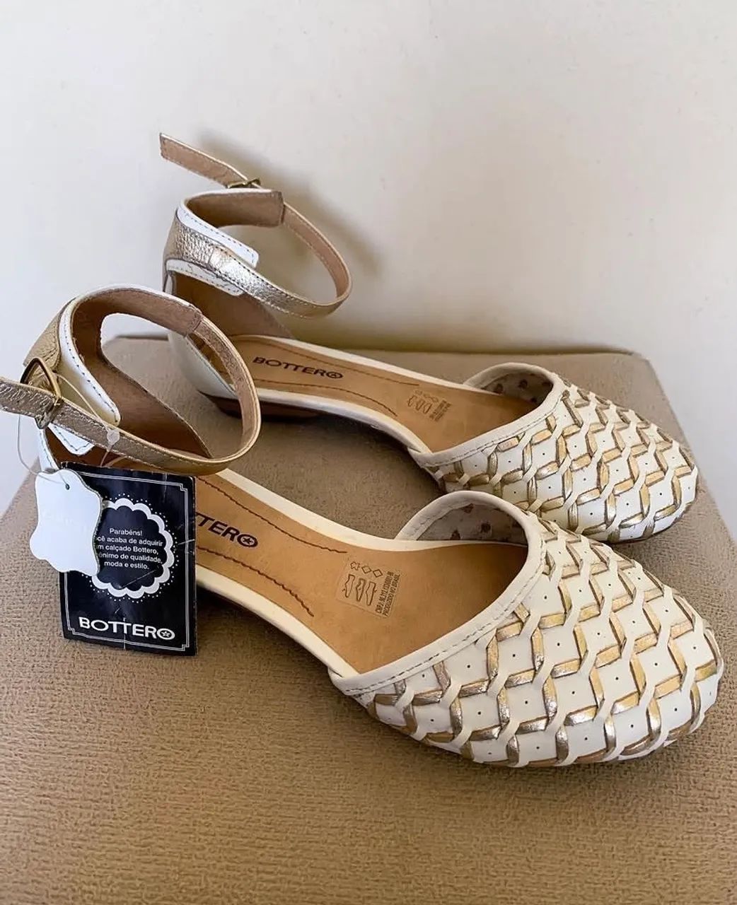 Sapatilha off White de couro - Bottero 