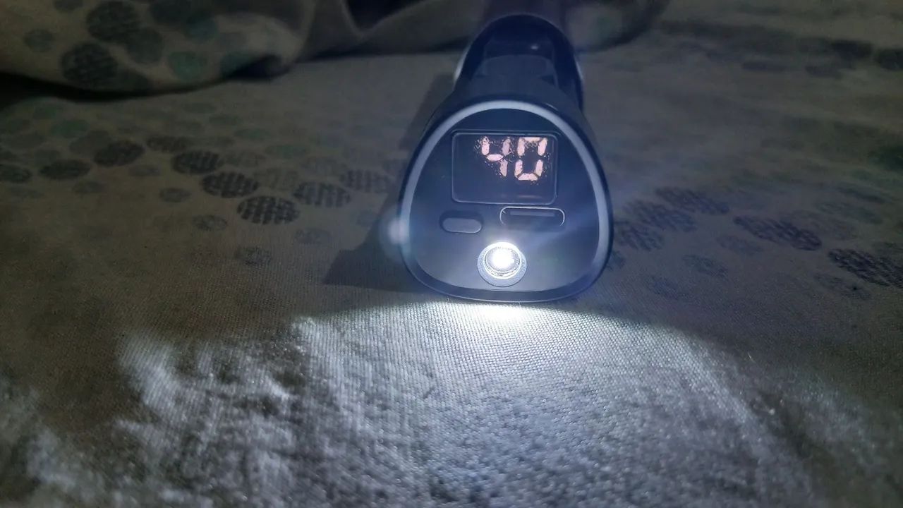 Fone de ouvido modelo cilíndrico com a função lanterna - Foto 3