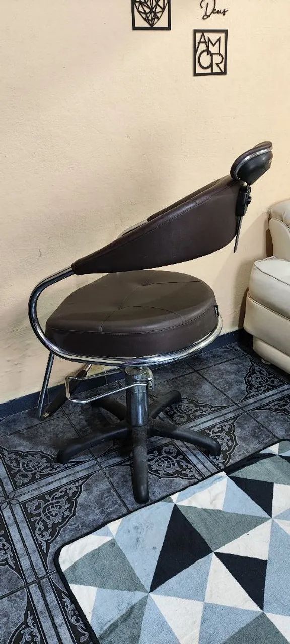 Vende-se uma cadeira de Barbeiro . - Foto 5