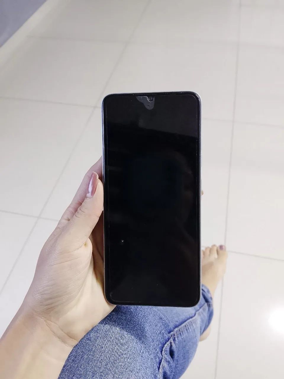 Vende-se celular semi-novo zero defeito