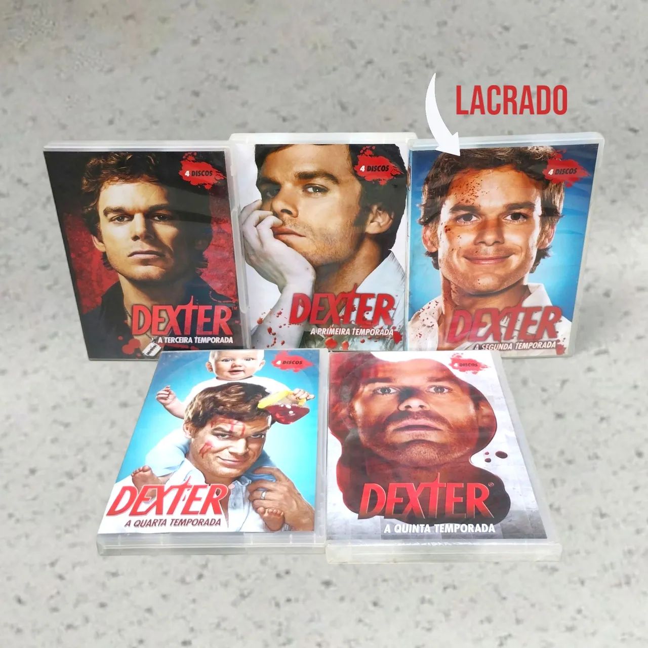 DVD Dexter 1ª a 5ª Temp - Lote Completo - 4 Discos - 1 Lacrada