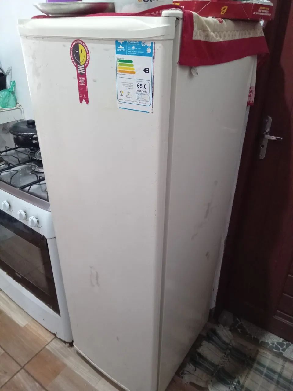 Vendo duas geladeiras para retiradas de peças - Foto 2