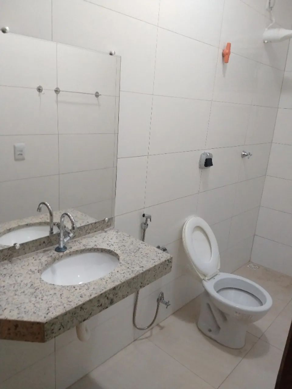 Alugo Casa 3 Quartos Setor Coimbra  - Foto 3