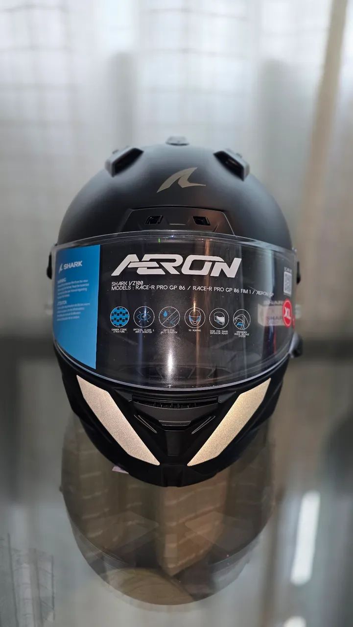 Capacete shark aeron dark shadow