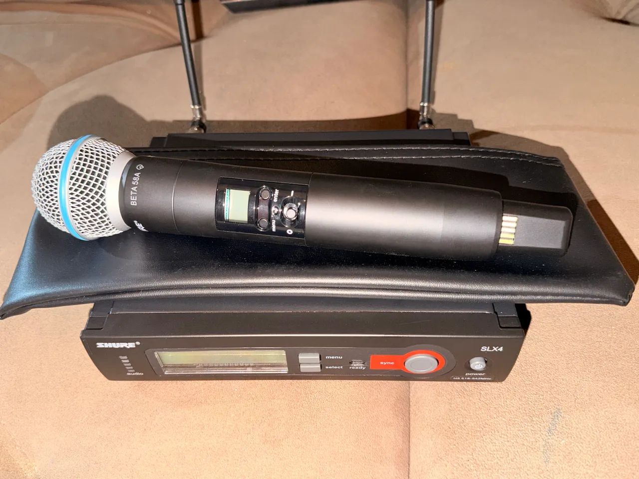 Microfone sem fio shure SLXD4 