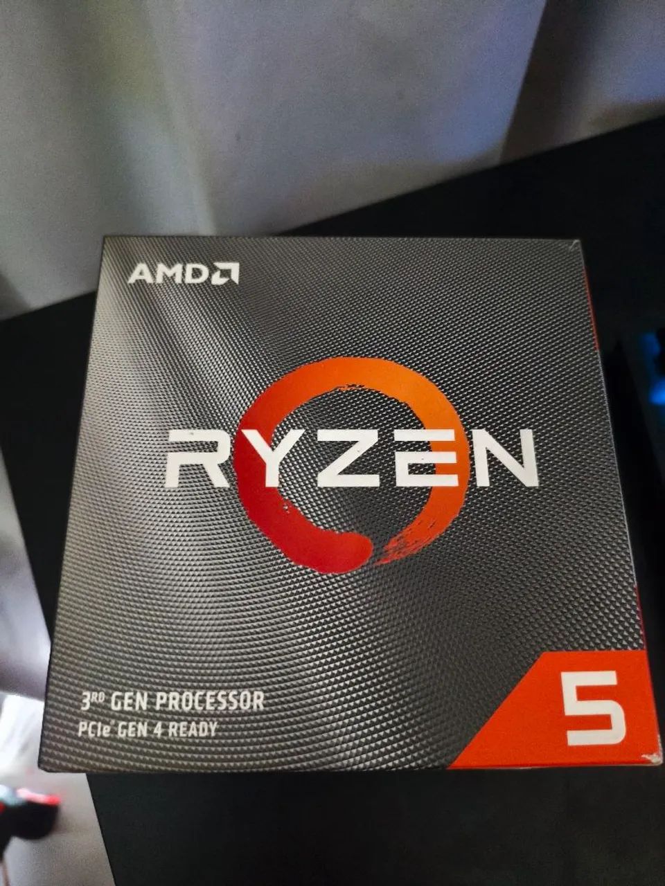 Ryzen 5 3600 com a caixa e coolerbox + Asus b 450m com a caixa e tudo mais - Foto 2