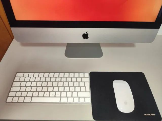 iMac 21.5 inch 2017 Novíssimo + Magic Keyboard + Magic Mouse
