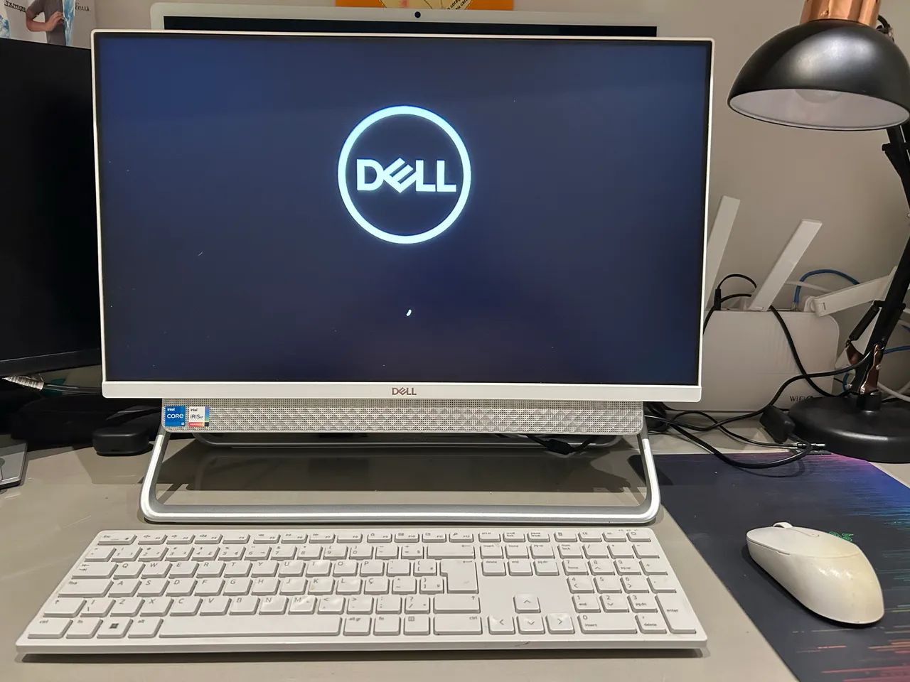 All in One - Inspiron 5400 AIO 