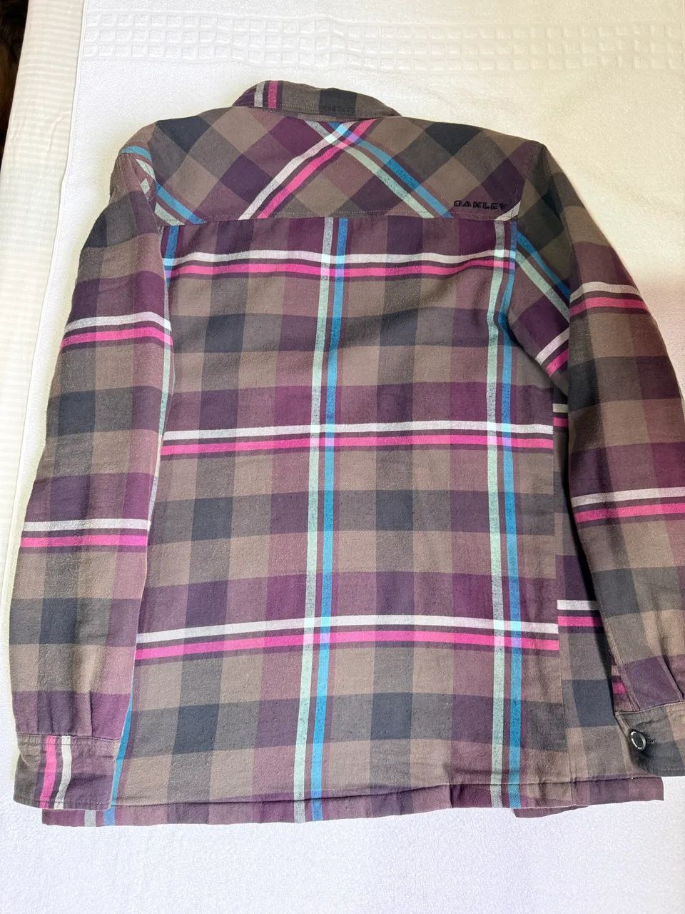 Camisa Oakley Manga longa xadrez M  - Foto 4