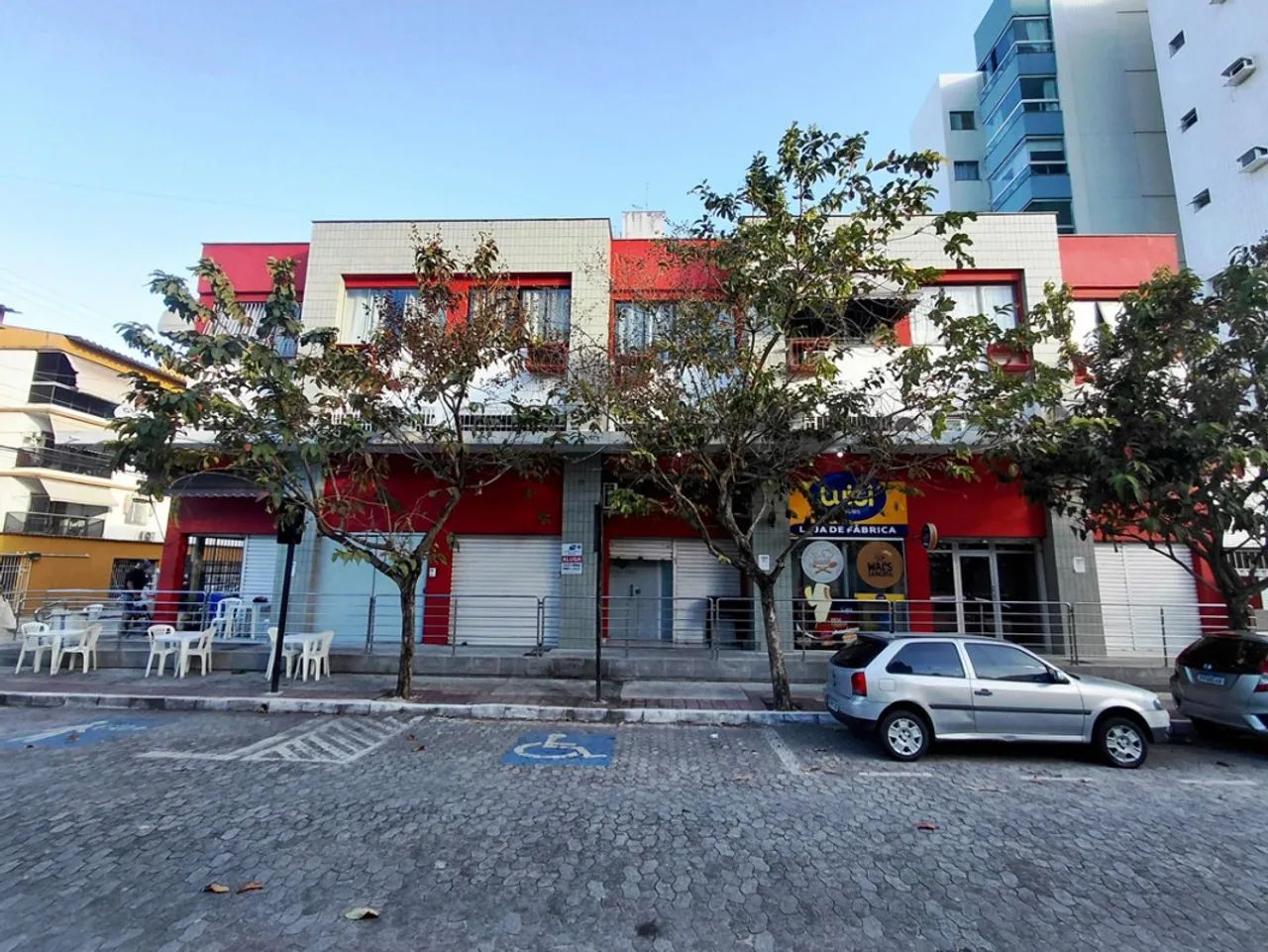 Loja / Salão / Ponto Comercial para alugar em Vitória - Foto 2