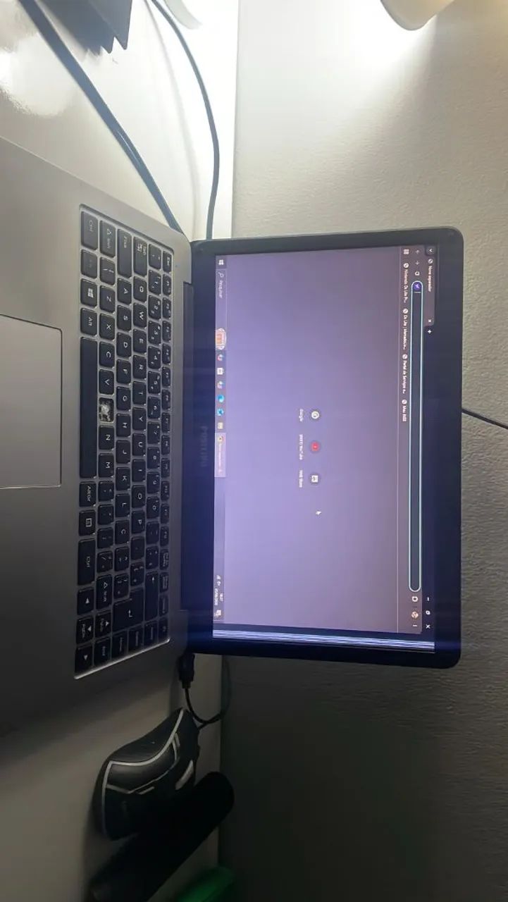 Notebook  - Foto 2
