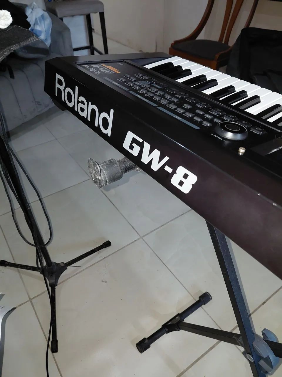 TECLADO ROLAND GW-8  - Foto 3