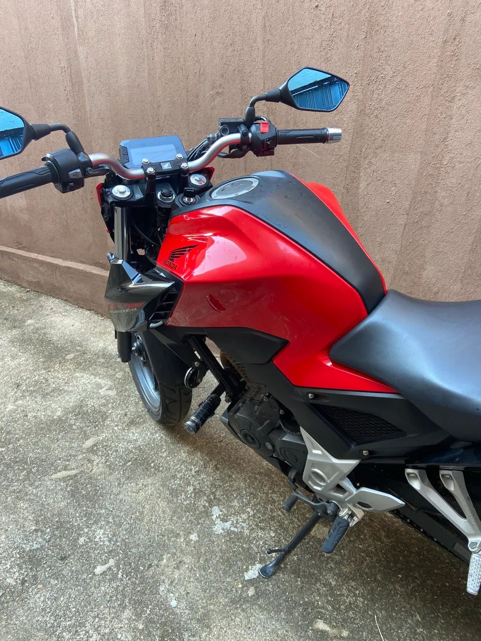 CB 300f 2024 - Foto 5