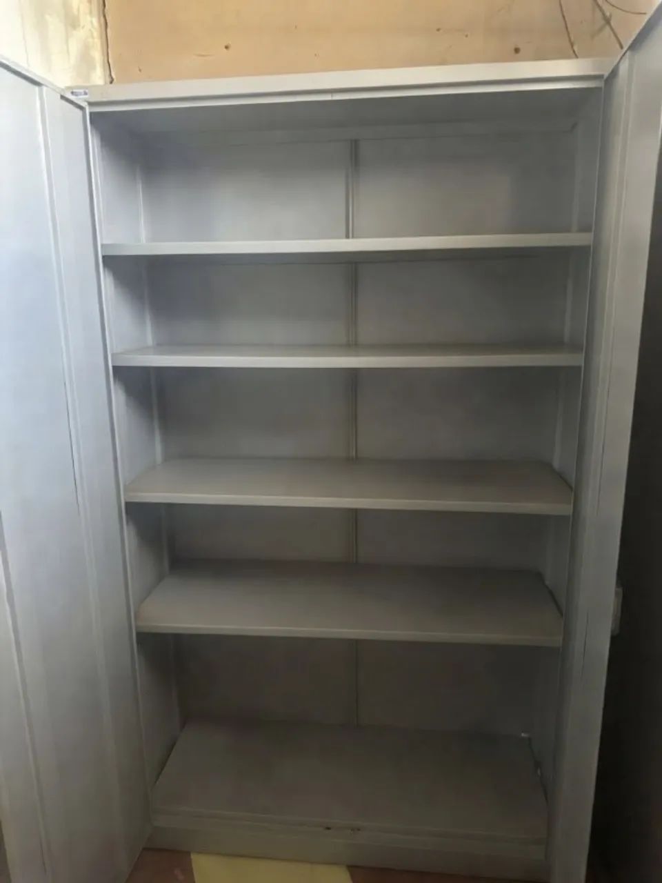 Armário Escolar 