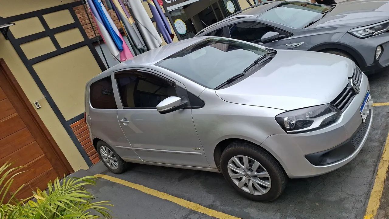 Volkswagen Fox Fox 1.0 Mi Total Flex 8V 3p 2010