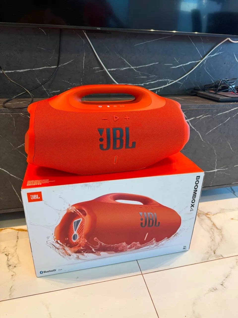 Jbl bombox 4