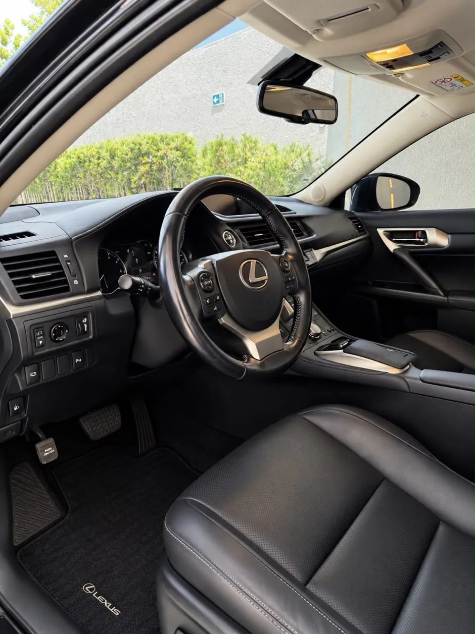 Lexus CT200h 1.8 16V Hibrid Aut., foto 3 de 11