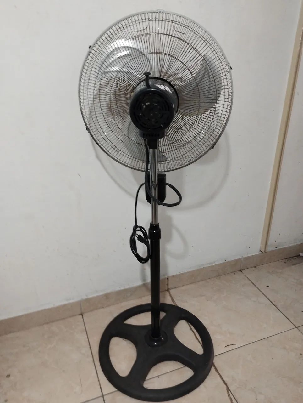 VENTILADOR DE COLUNA 40 CM  - Foto 2