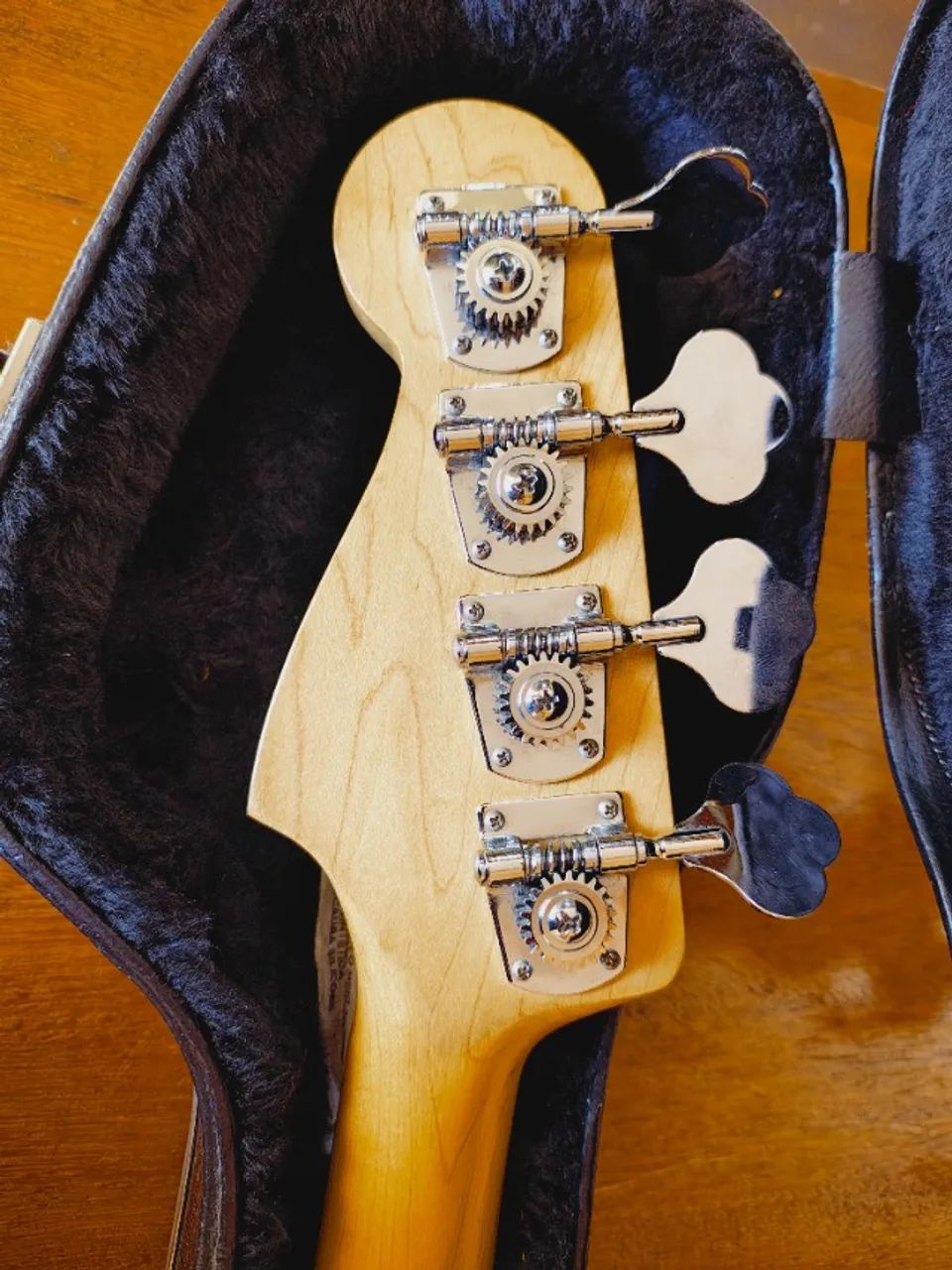 Baixo Fender - Foto 4