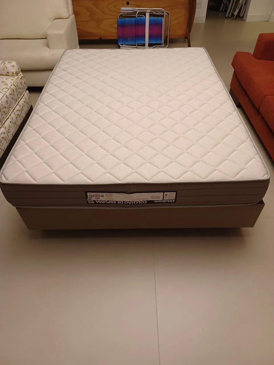 Cama box de casal com colchão ORTOBOM