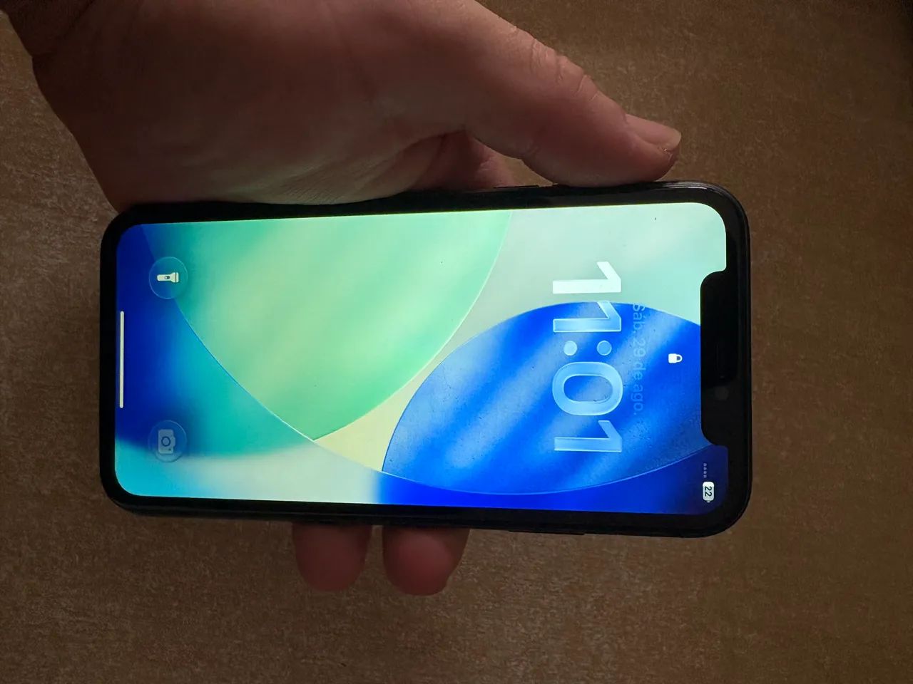 iPhone 11 com caixa e nota fiscal e cabo  - Foto 5