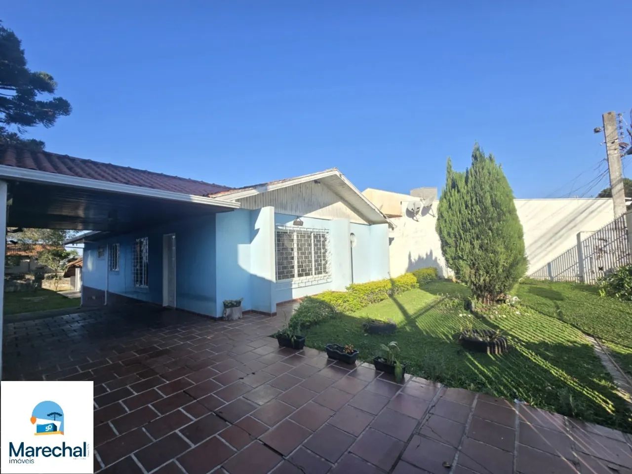 TERRENO COM 770m² | RESIDÊNCIA COM 180m² | 03 QUARTOS SENDO 01 SUÍTE | EDÍCULA COM CHURRAS