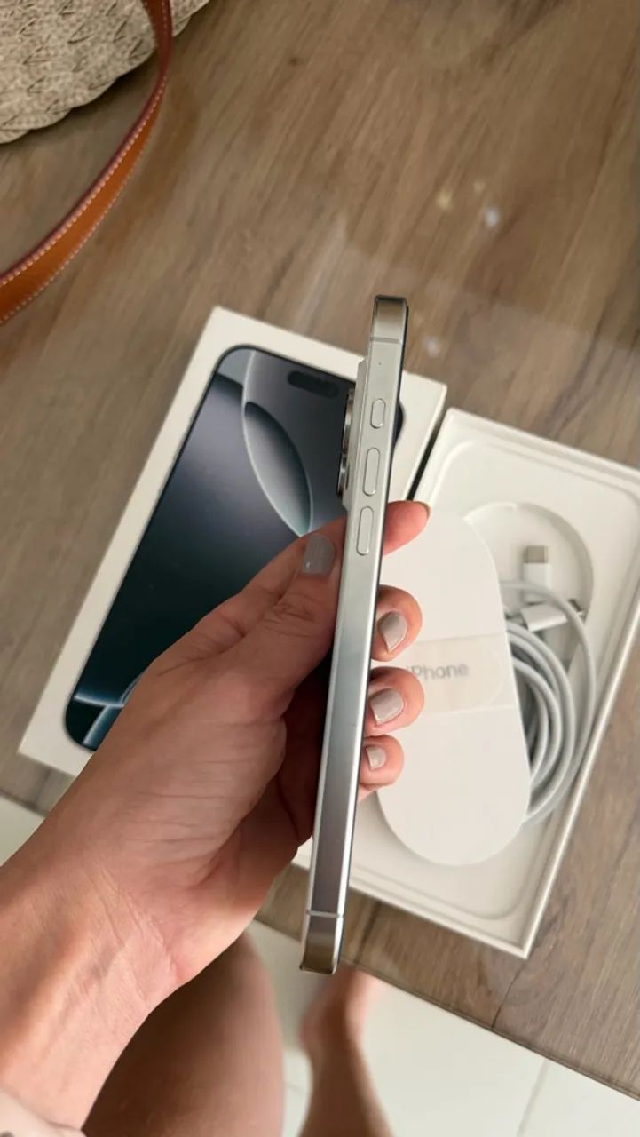 iPhone 16 pro Max 256gb - Foto 2
