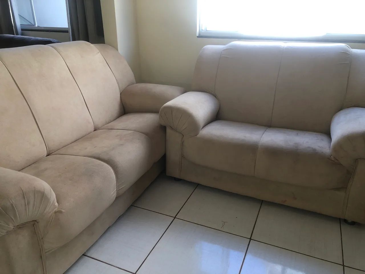 Sofá de 2 e 3 lugares