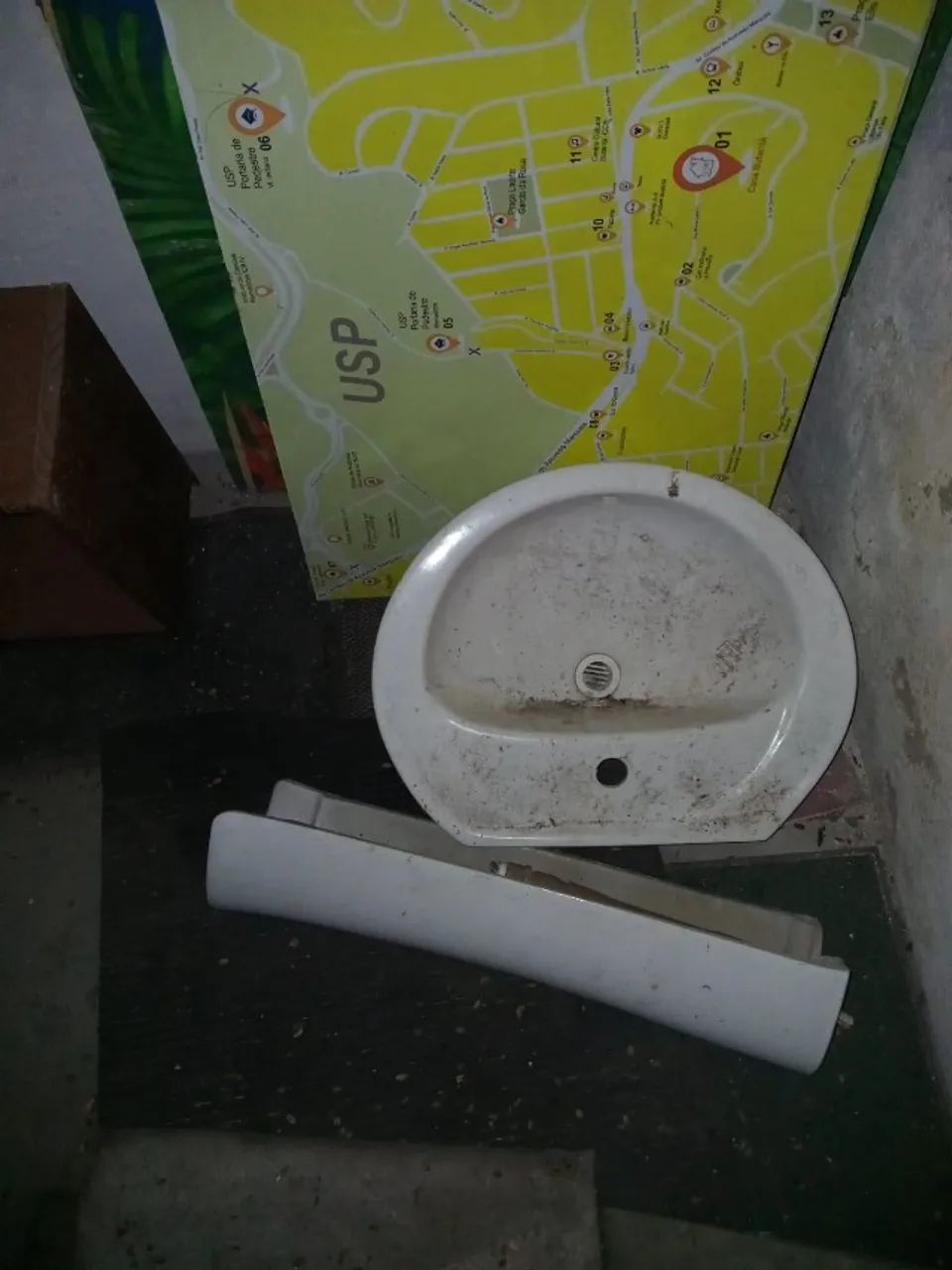 Pia de banheiro + Coluna