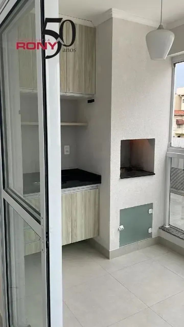 Apto 2 dormitórios sendo 1 suíte e varanda gourmet! - Foto 2
