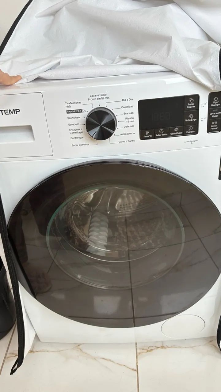 Máquina de lavar e seca Brastemp 
