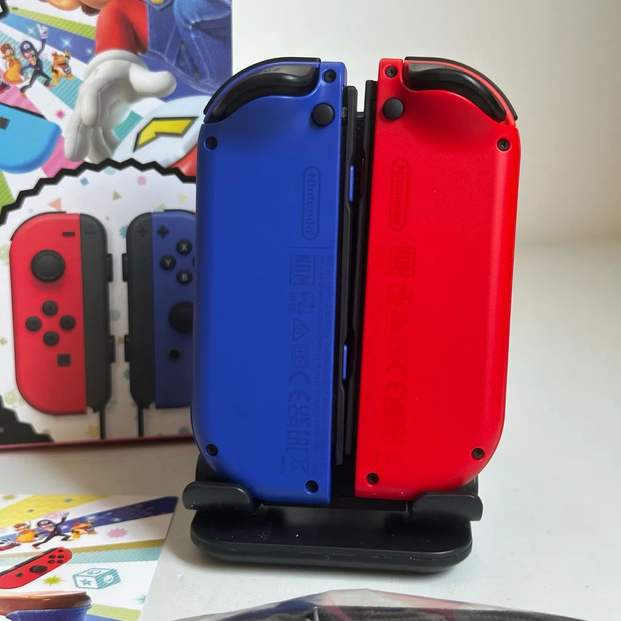 Bundle Joycon Vermelho e Azul + Jogo Mario Party - Peças e
