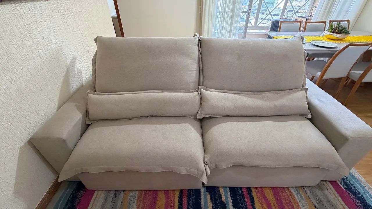 Vendo sofá retrátil Saturno 2,5m 
