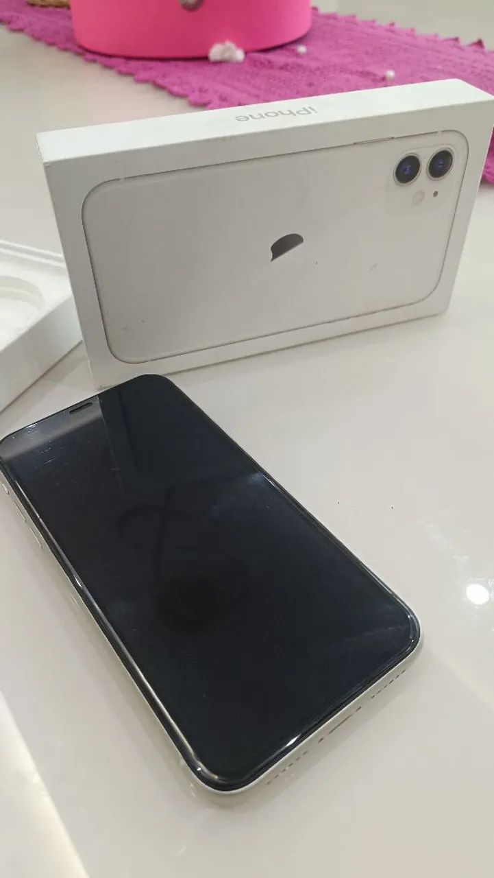 Celular iPhone 11, 128GB, Branco, bateria ? 76% - Foto 2