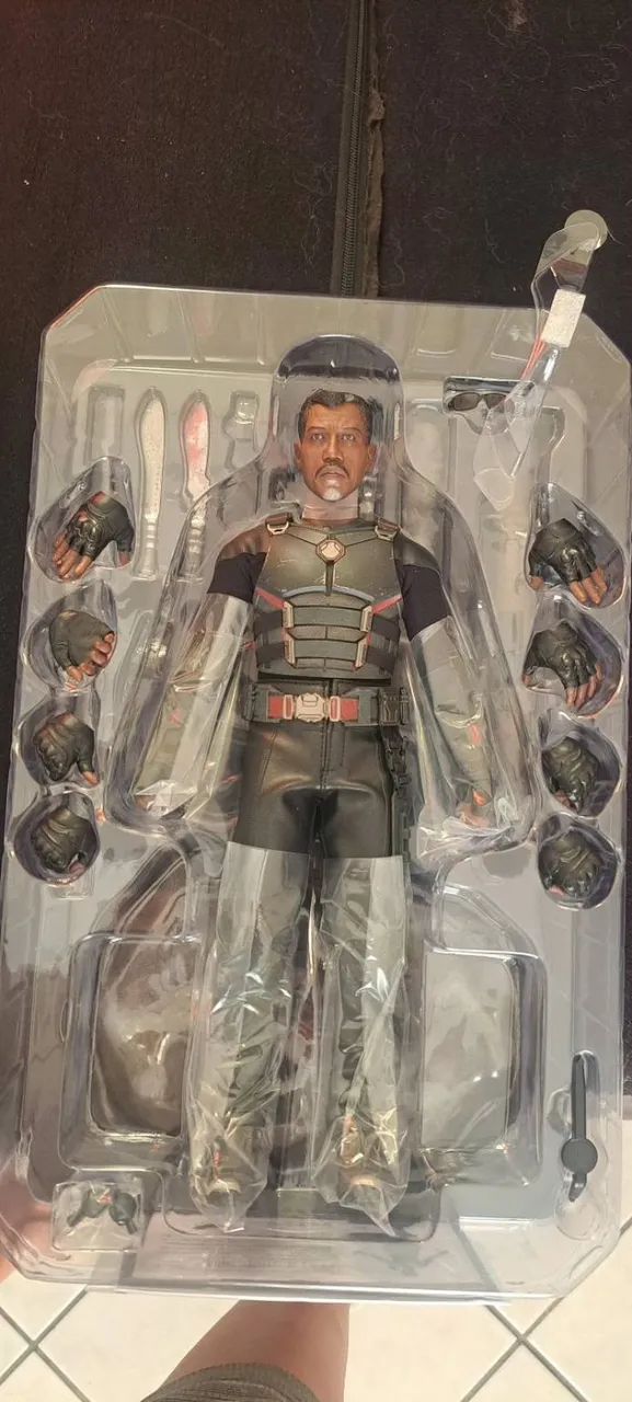 Hot Toys Blade  Deadpool & Wolverine especial - Foto 2