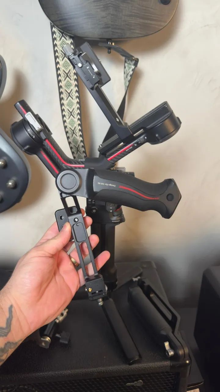 DJI Ronin RS3 Pro com handle adicional e correia smallrig432957671583918083