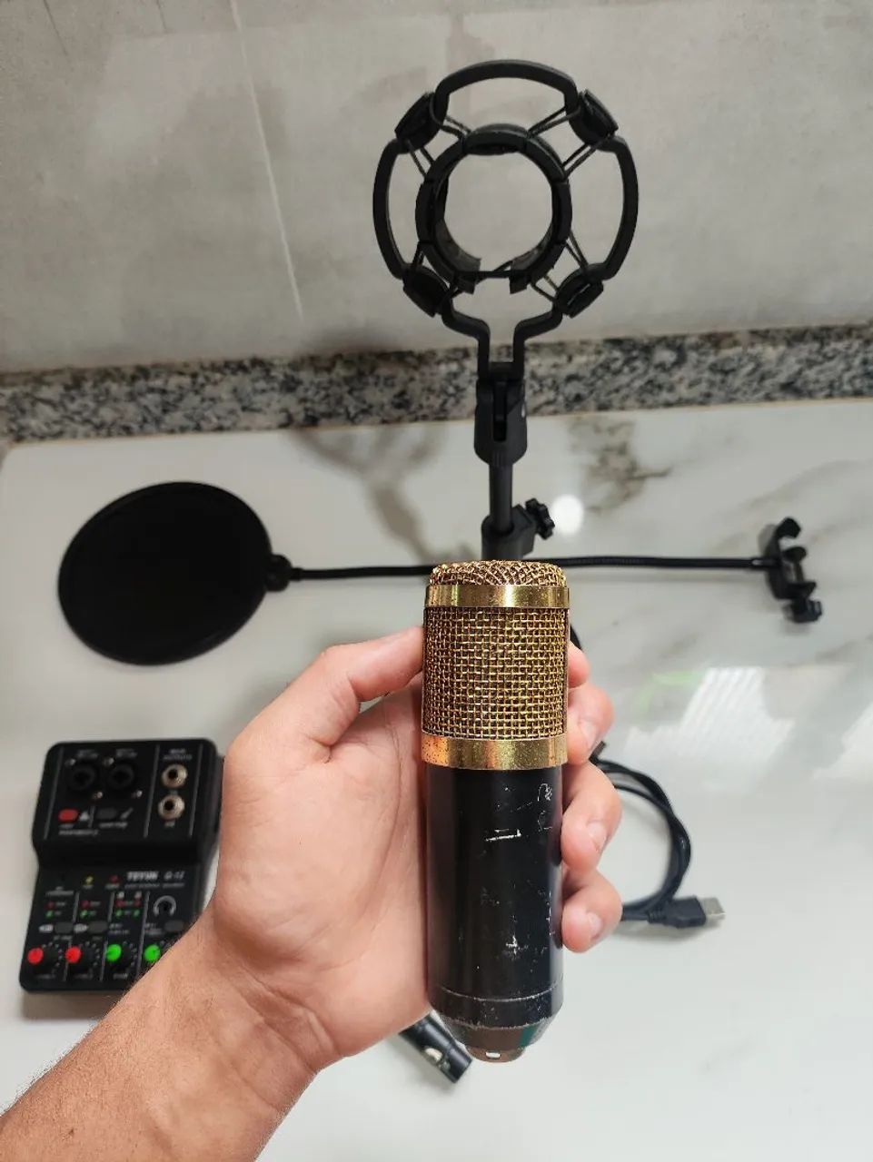 Microfone BM800 + Mesa Q12 + Braço + Pop Filter - Foto 3