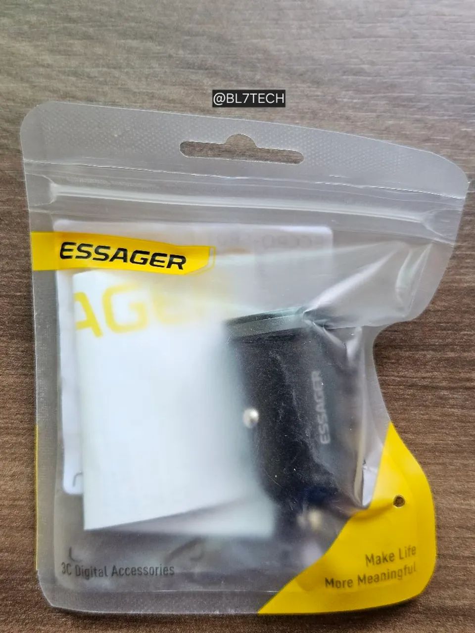 Carregador veicular turbo essager 30w - USB C e USB A - Foto 2