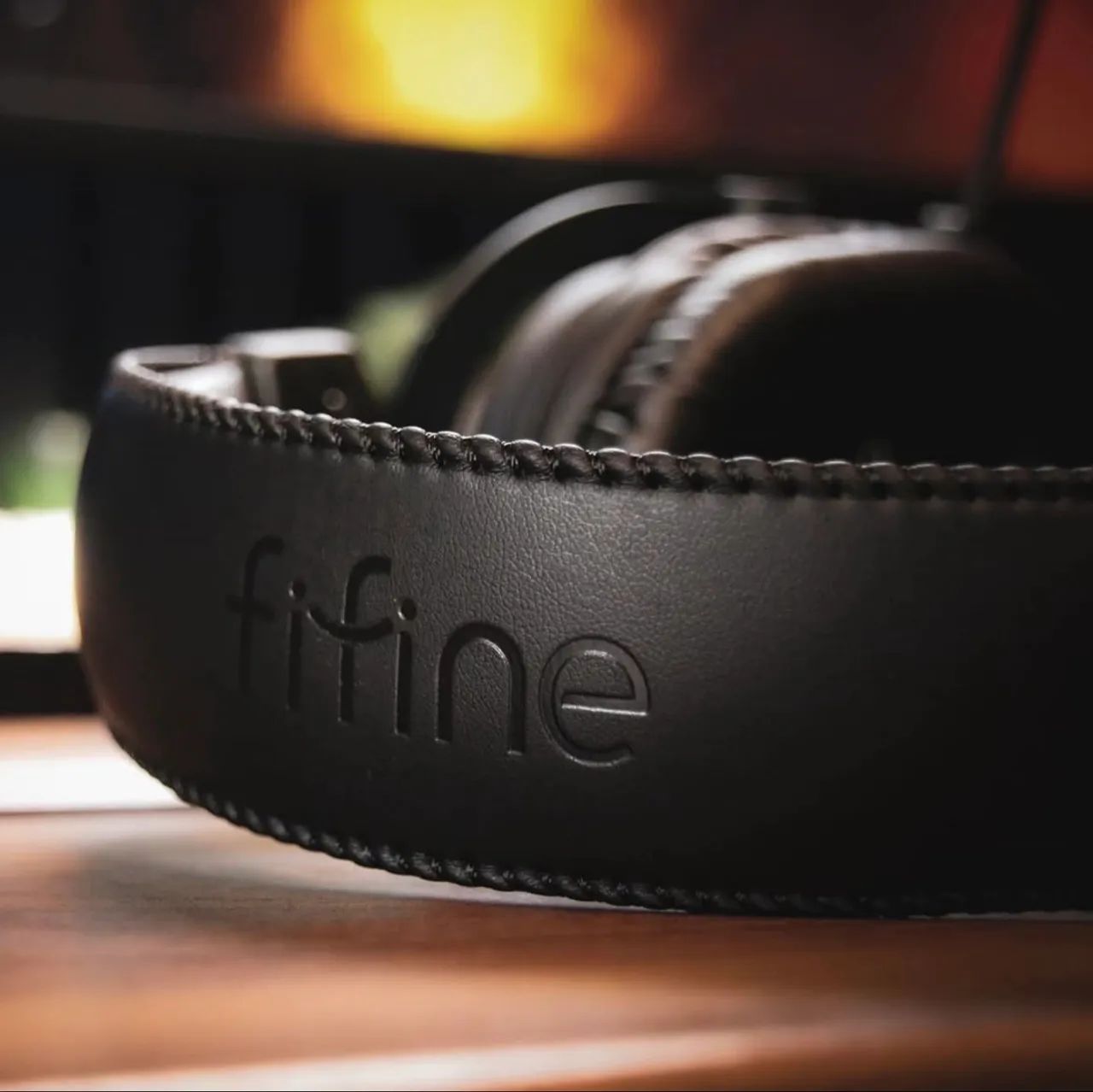 FONE GAMER FIFINE H9 MICROFONE DESMONTÁVEL: COMUNICAÇÃO CLARA - Foto 3