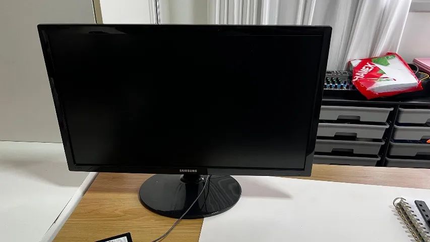 Monitor Gamer Samsung 24 polegadas FHD, 1ms, HDMI, VGA, Preto 