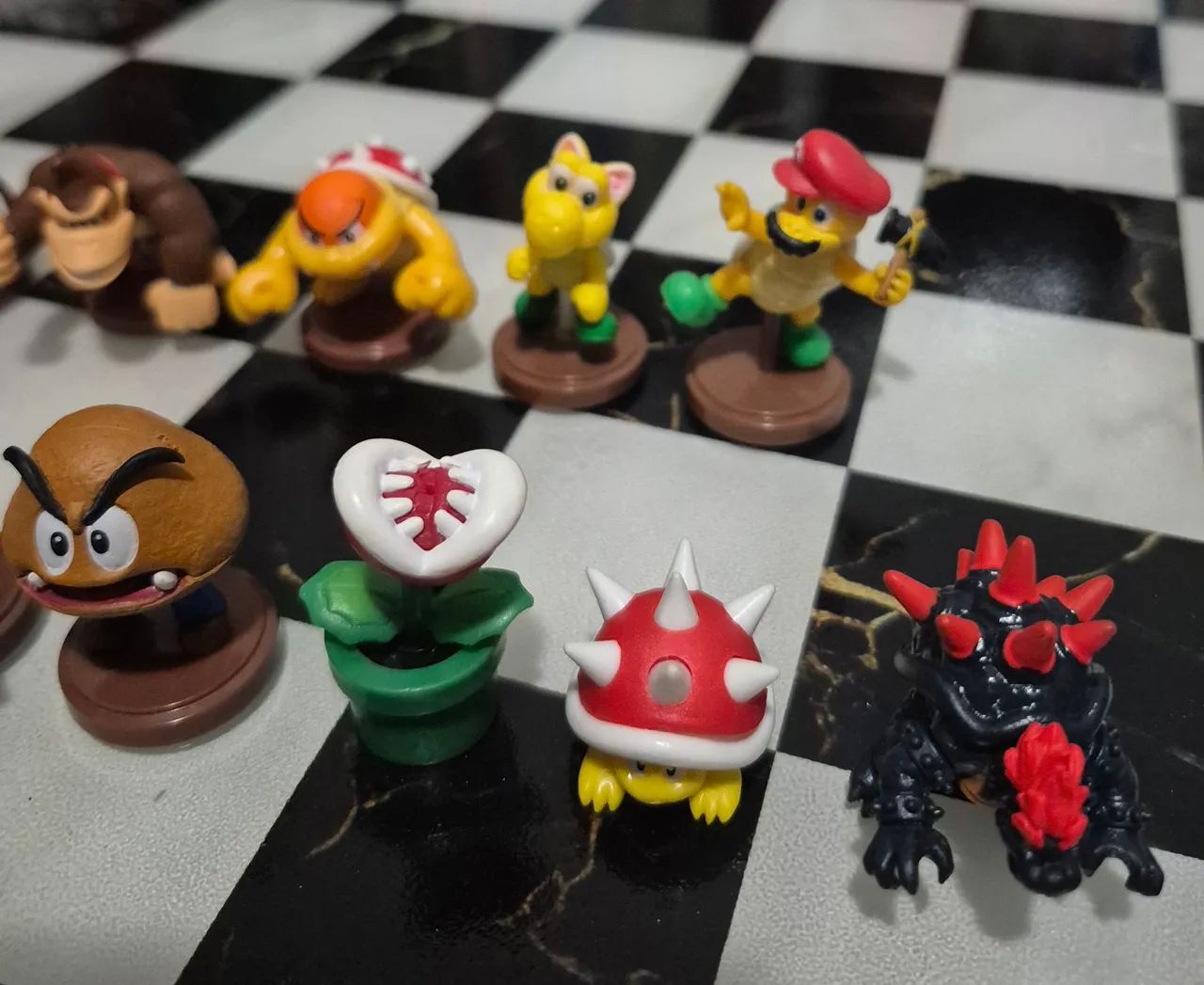 Mario chocoegg egg Lote Personagens  - Foto 3