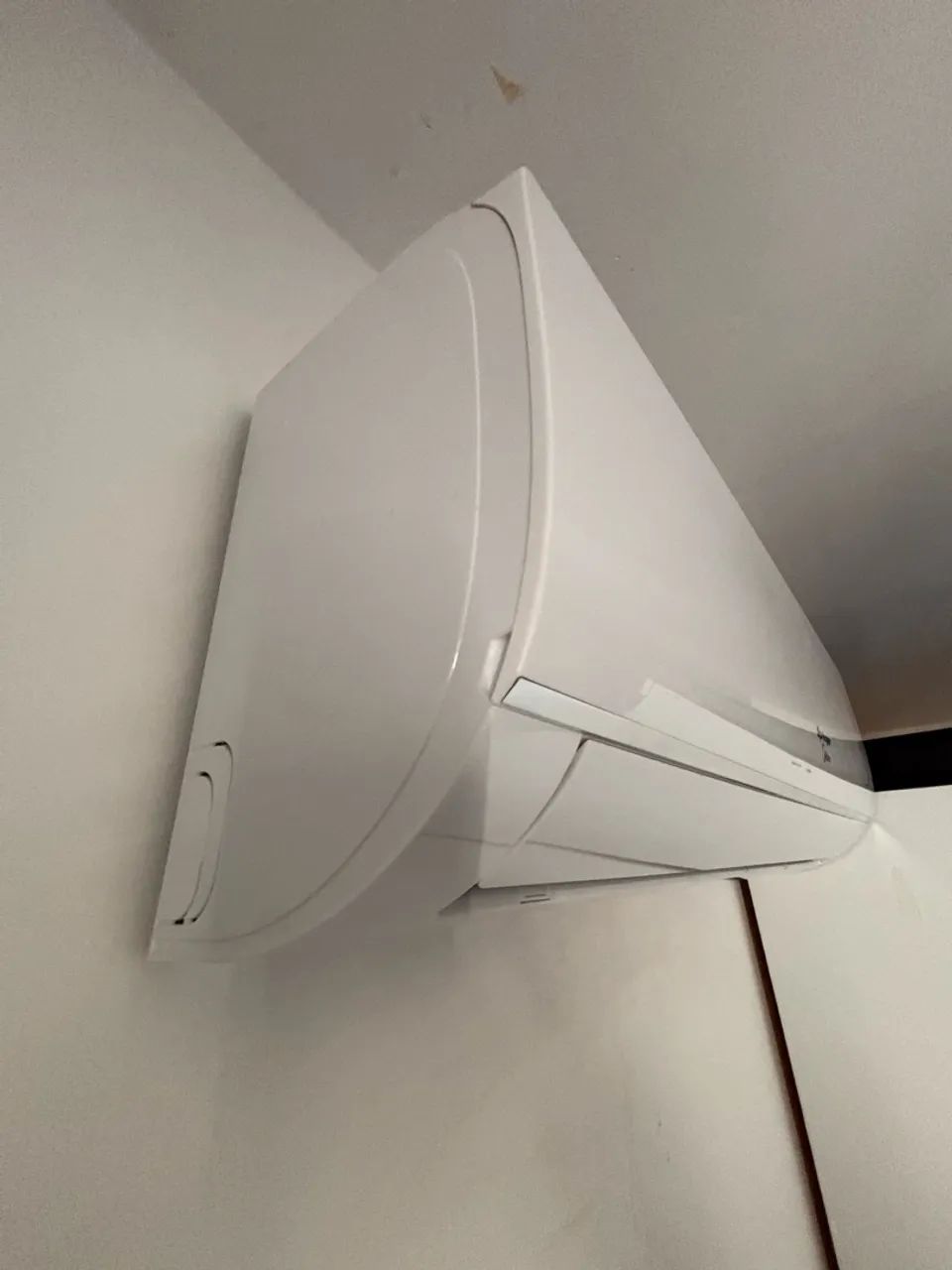 Ar-condicionado Split Midea 12000 BTUs Inverter  - Foto 3