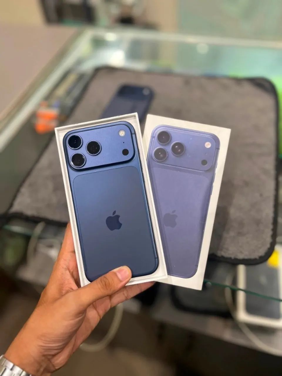 iPhone 17 Pro Max 256GB E-Sim - LACRADO