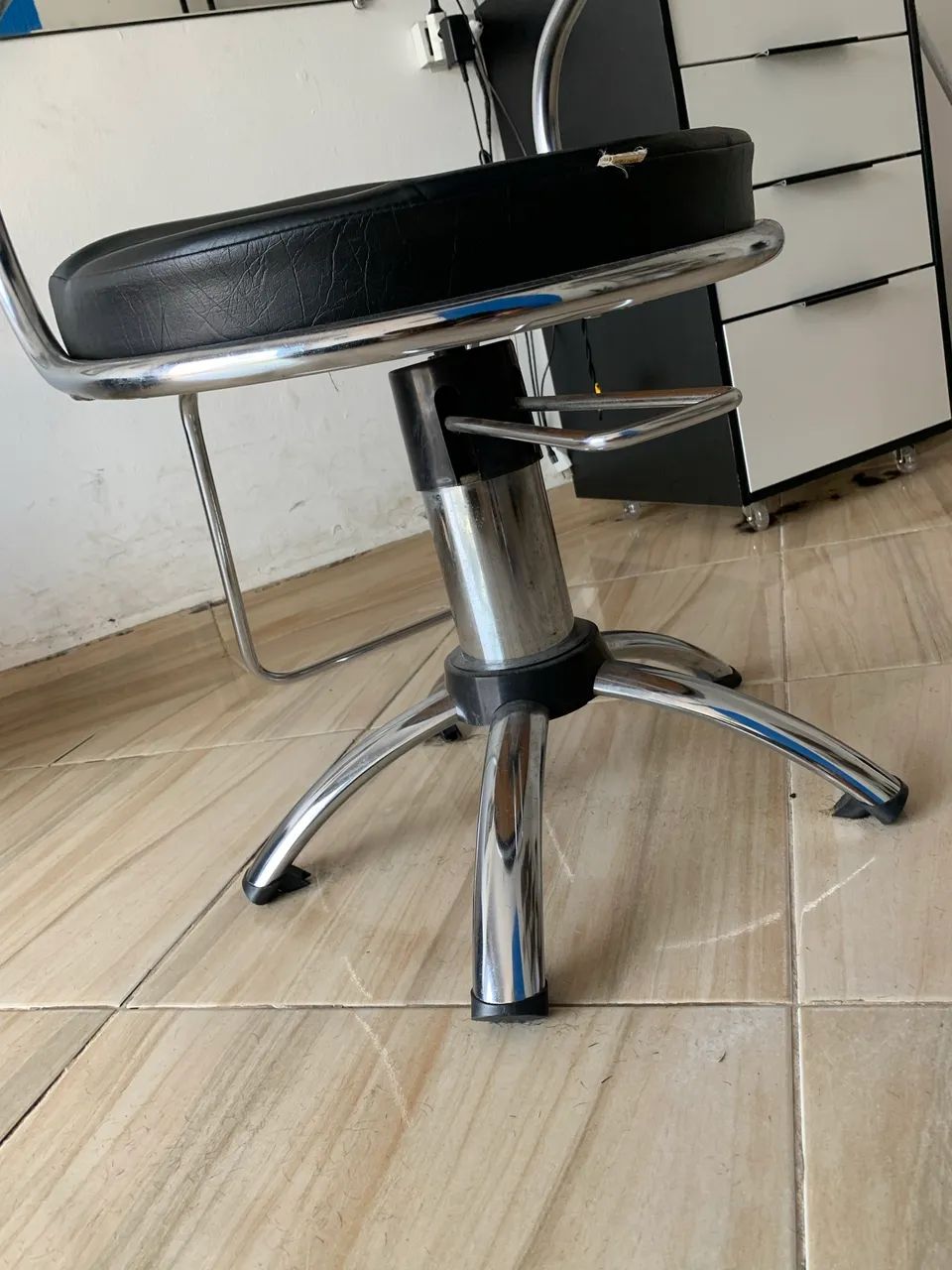 Cadeira de barbeiro  - Foto 2
